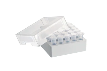 艾本德儲存盒 5 × 5, 可放置 25  個試管，5  mL，4  件，高 64  mm，2.5  英寸，聚丙烯材料，可耐受最低 -86  °C，可高溫高壓滅菌，帶蓋子并具有數(shù)字字母標識